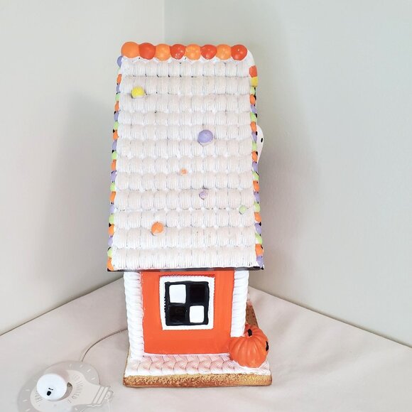 Ghoulish Halloween Gingerbread House ORANGE Frosted CandyFast LED Light Up Decor - Picture 4 of 14